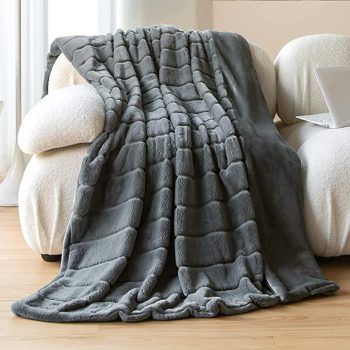 Kaisa Faux Rabbit Fur Throw Blanket
