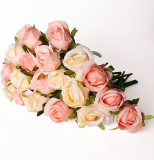 24 PCS Artificial Flowers￼